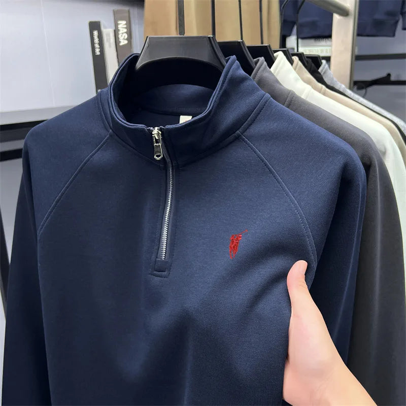 Jaqueta Masculina PlusMen com Meio Zíper e Gola Polo