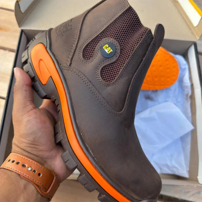 Bota Masculina Adventure em Couro Legítimo e Palmilha Ortopédica + BRINDES: Chapéu, Cinto, Carteira e Copo