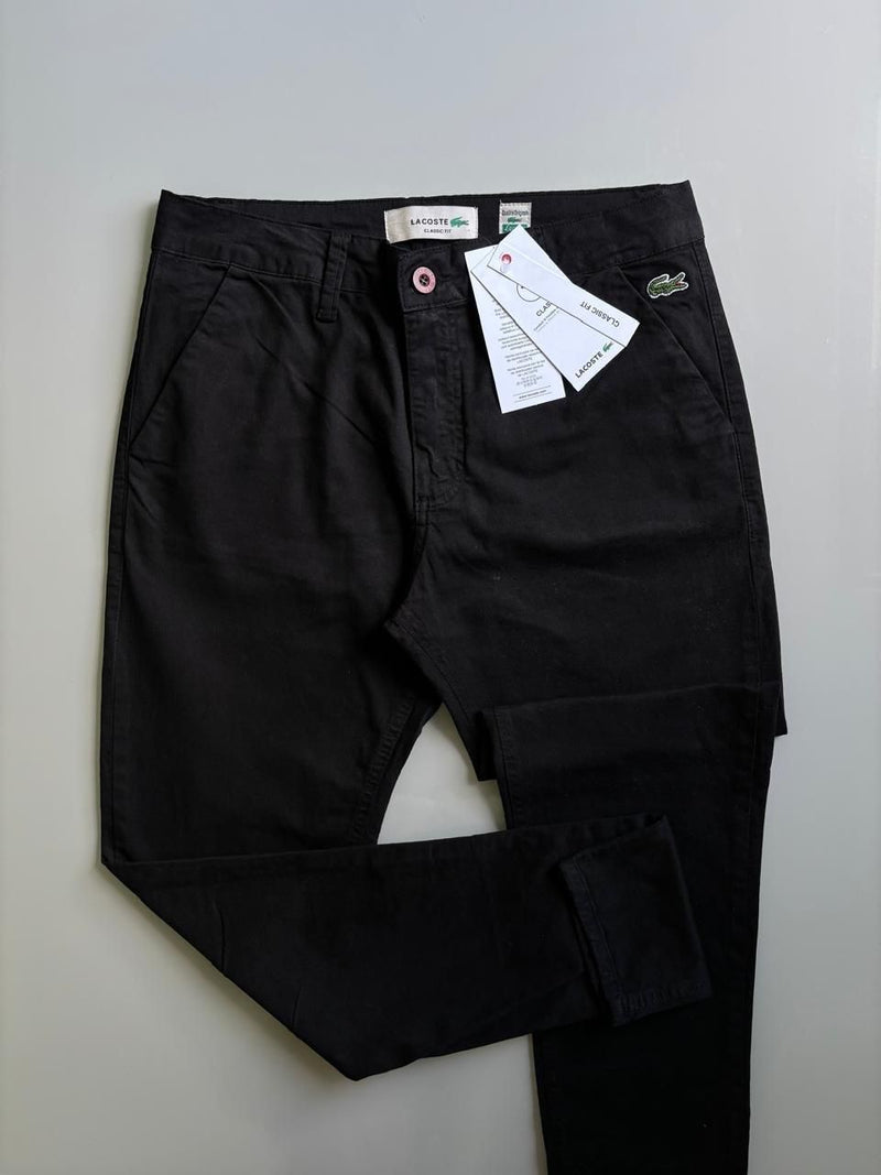 Calça Lacoste de Sarja Stretch Slim Fit - Preta